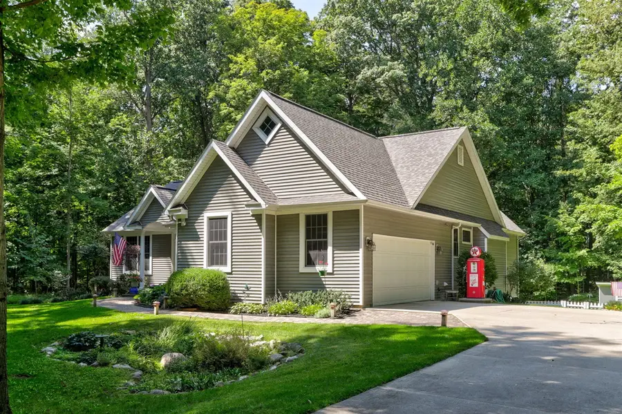 1130 Fallbrook, Allegan, MI 49010 - #2