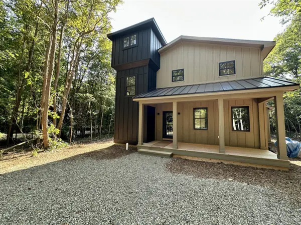 14290 Wildwood, Harbert, MI 49115