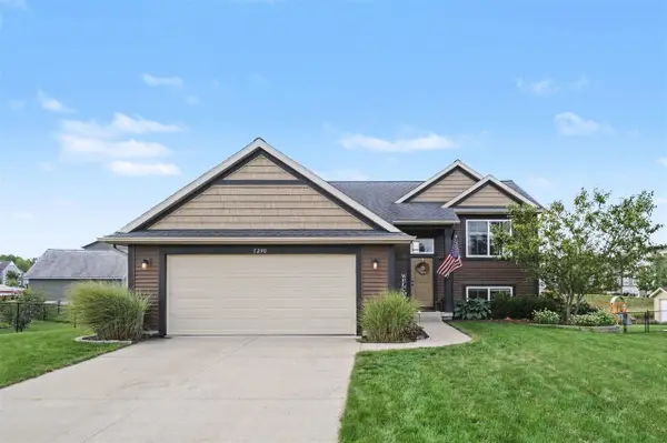 5290 Crestfield, Allendale, MI 49401