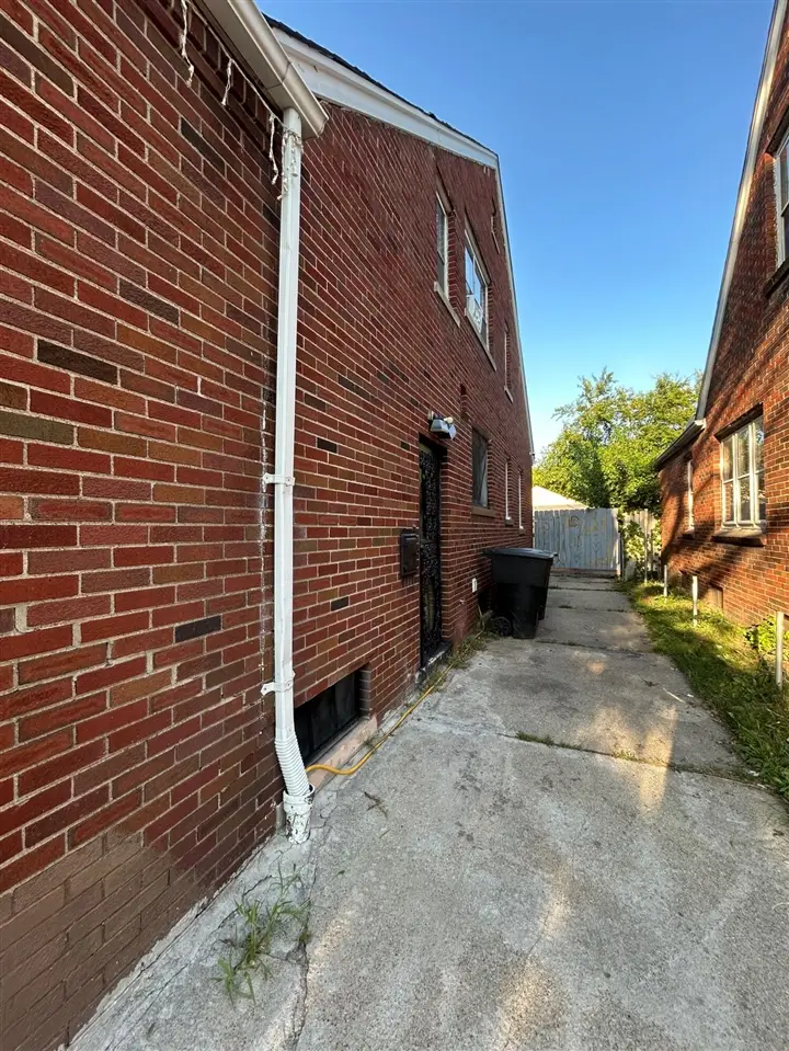 6878 Abington, Detroit, MI 48228 - #3