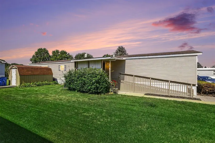69205 Garver Lake #52, Edwardsburg, MI 49112 - #2