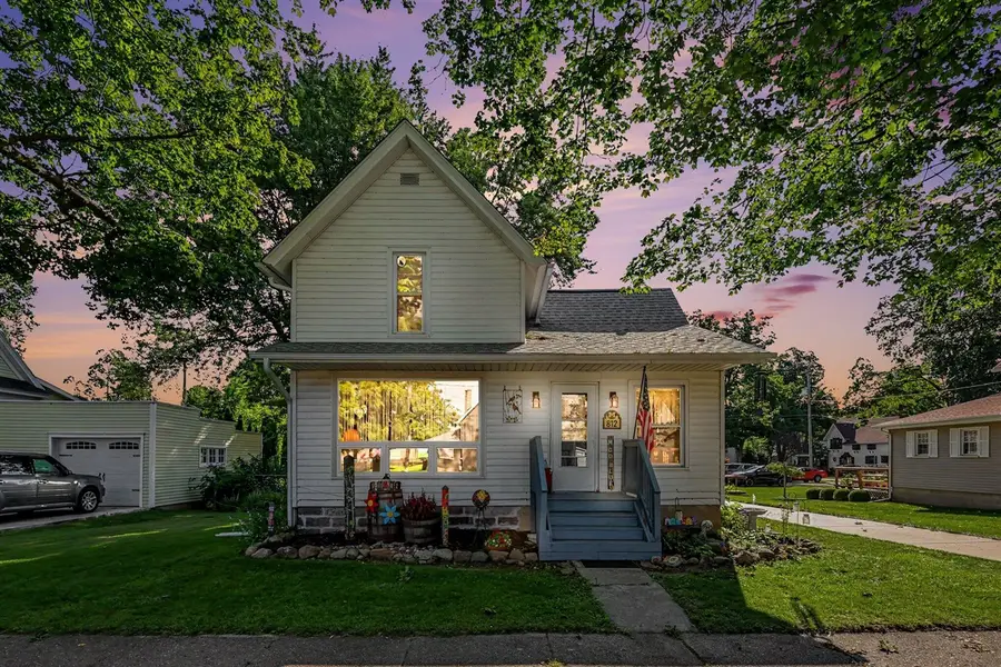 812 6th, Lake Odessa, MI 48849 - #2