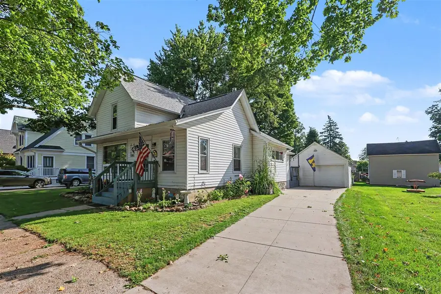 812 6th, Lake Odessa, MI 48849 - #3