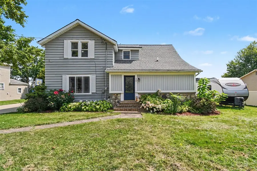 34 S Main, Casnovia, MI 49318 - #2