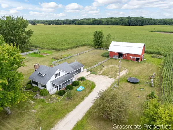 6196 W Sidney, Sidney, MI 48885
