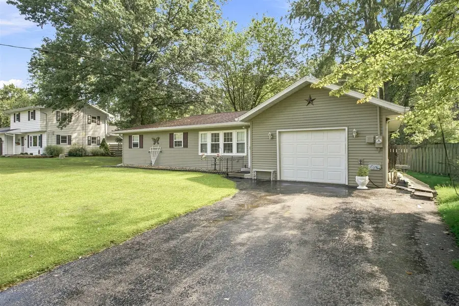 5609 Johnson, Coloma, MI 49038 - #3