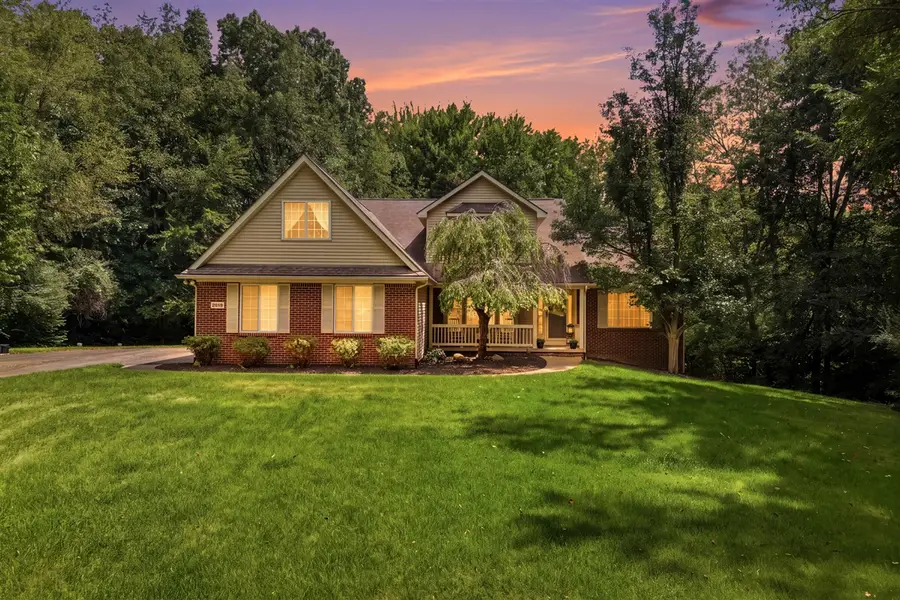 3431 Eagle Valley, Howell, MI 48843 - #2