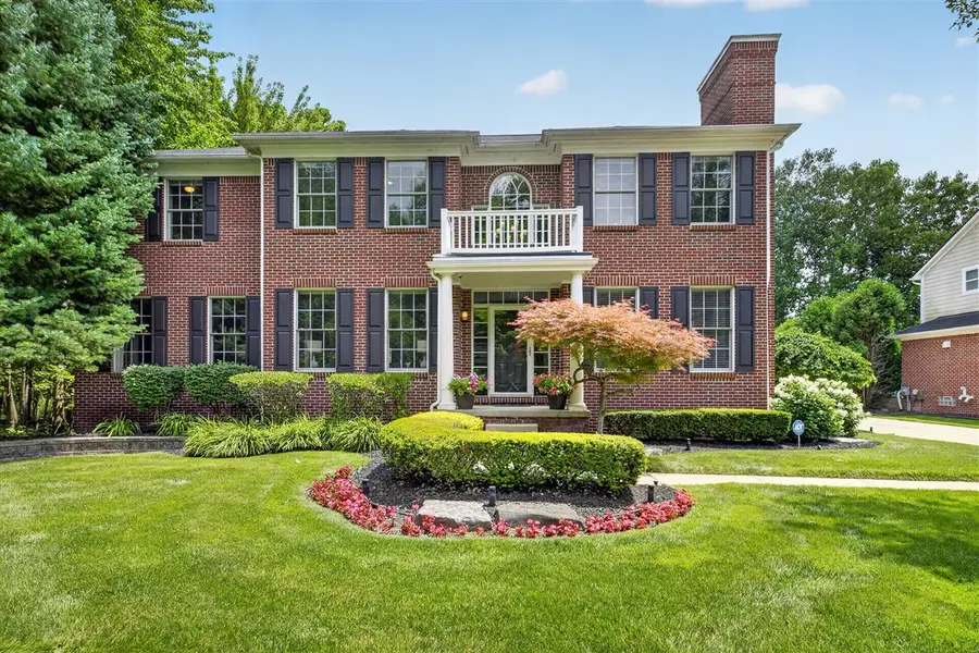 613 Aylesbury, Canton, MI 48187 - #2