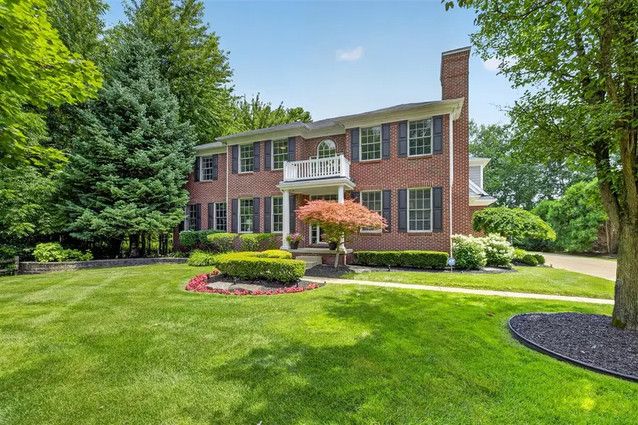 613 Aylesbury, Canton, MI 48187 - #3