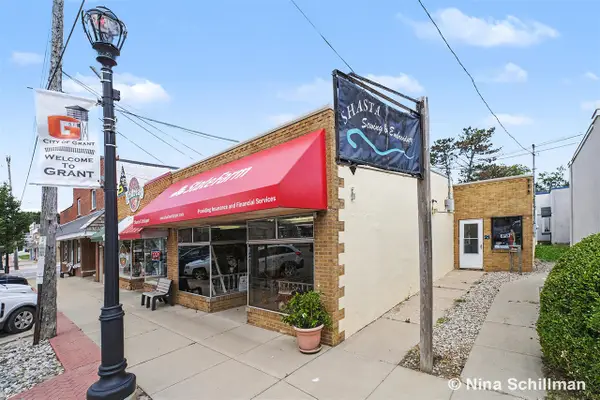 19-21 E Main, Grant, MI 49327
