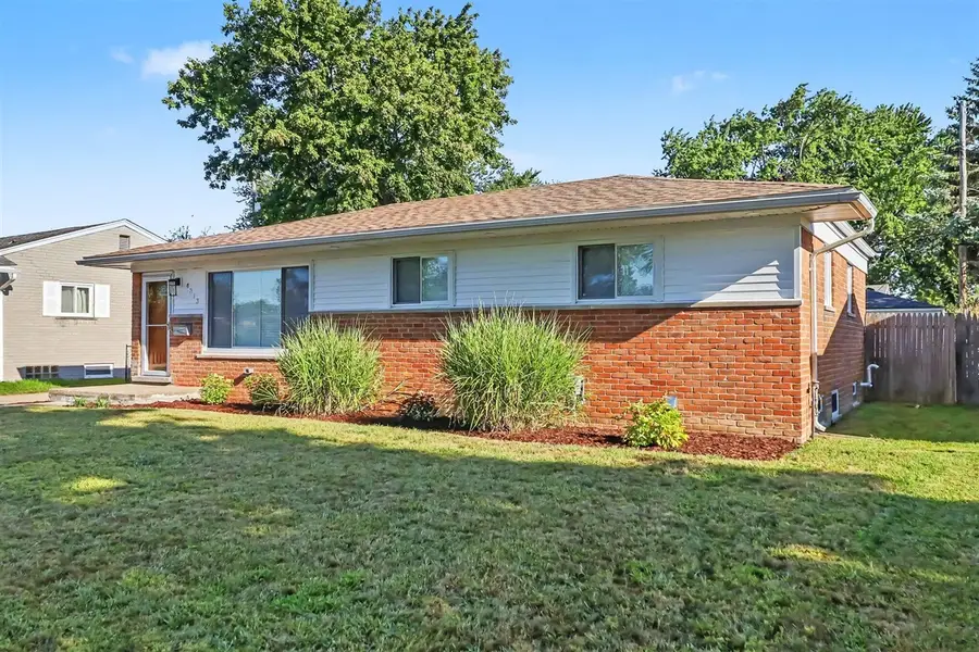 4813 Lutz, Warren, MI 48092 - #3