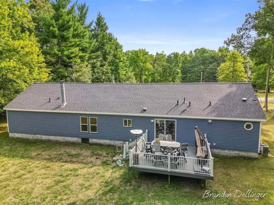 6467 S Croton Hardy, Newaygo, MI 49337 - #2