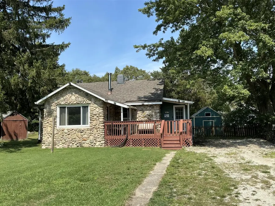 82248 45th, Coloma, MI 49038 - #2