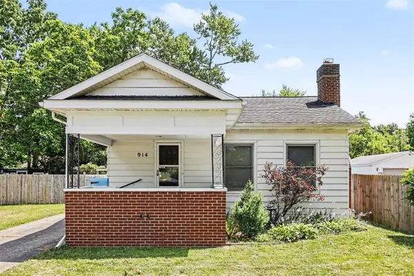 914 Dayton, Kalamazoo, MI 49048