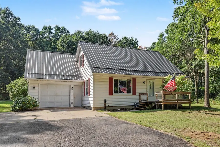 5910 Pine, Greenville, MI 48838 - #3