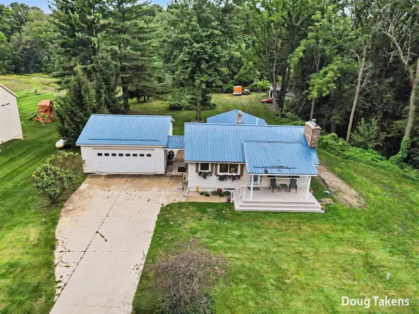 538 108th, Caledonia, MI 49316