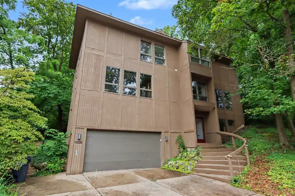1828 Greenlawn, Kalamazoo, MI 49006