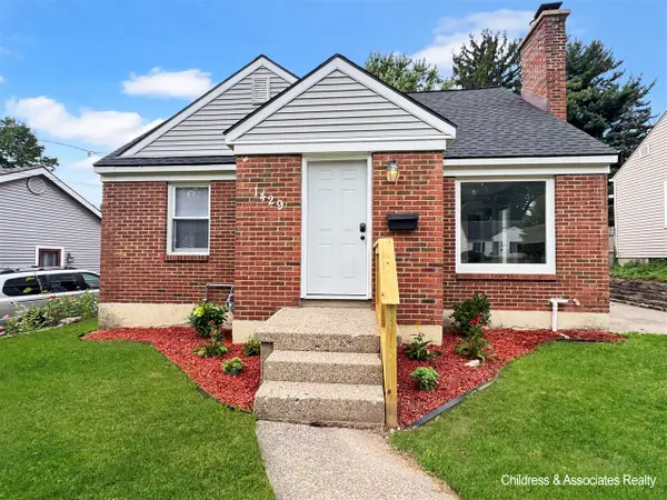 1429 Louise, Grand Rapids, MI 49507