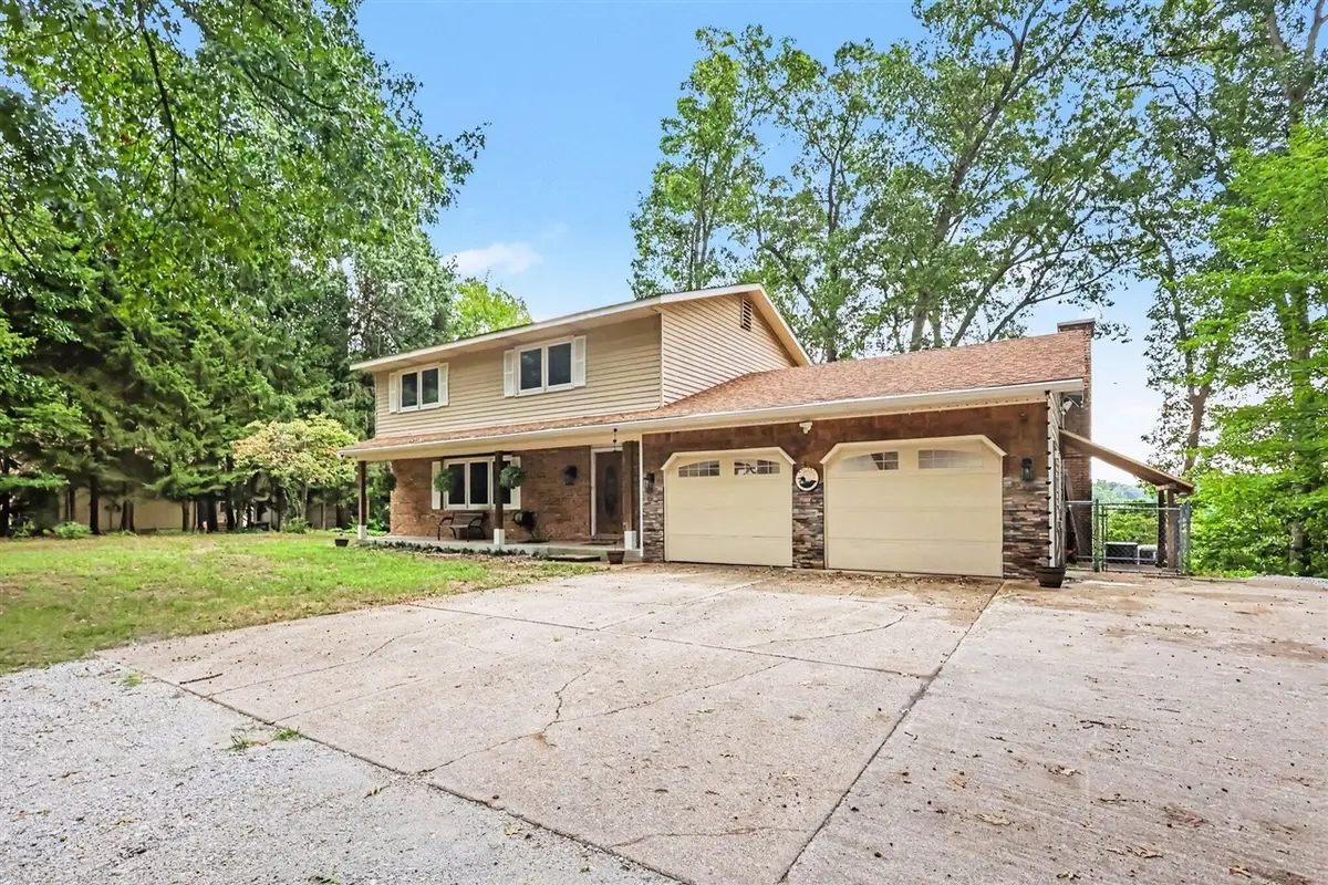 127 E Maple, Fruitport, MI 49415 - #1
