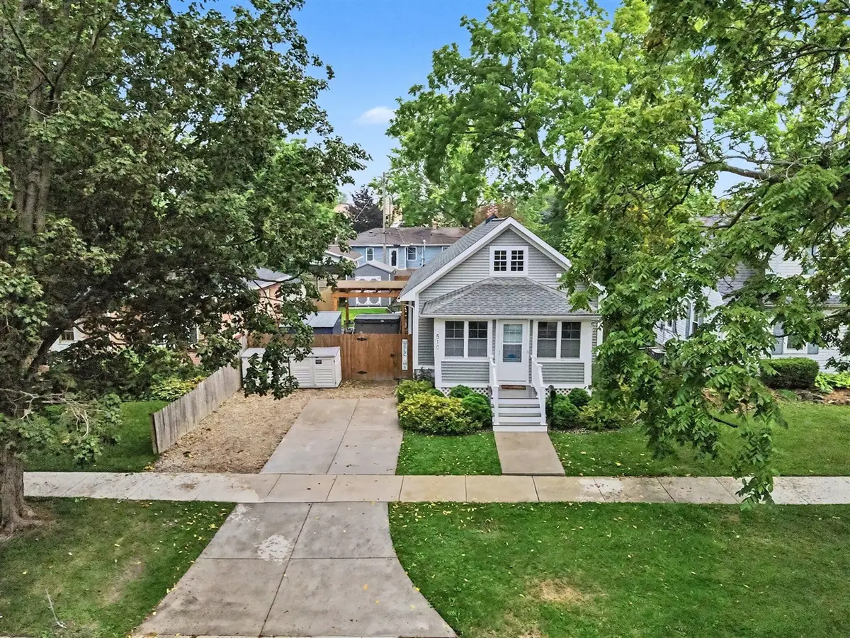 510 Humphrey, South Haven, MI 49090 - #1