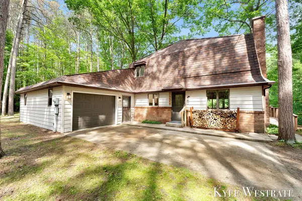 15594 Ritchie, Cedar Springs, MI 49319