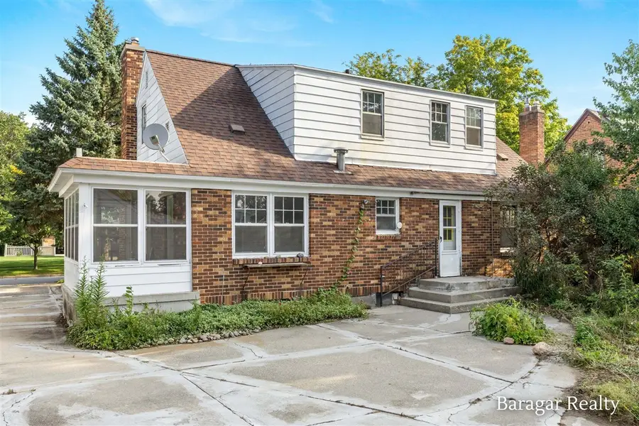 920 Ellsmere, Grand Rapids, MI 49505 - #2
