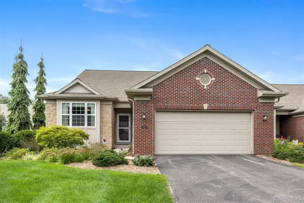 2955 Woodridge, Grand Rapids, MI 49525