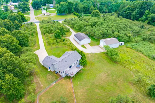 50360 29 1/2, Paw Paw, MI 49079