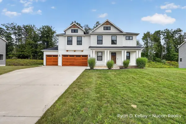 11544 Sessions Woods, Grand Rapids, MI 49534