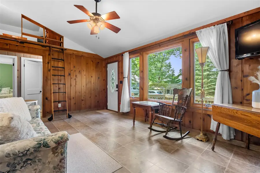 34120 Hillside, Paw Paw, MI 49079 - #3