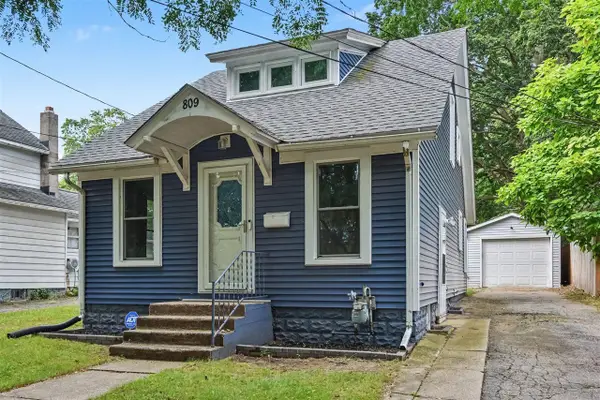 809 Hall, Albion, MI 49224
