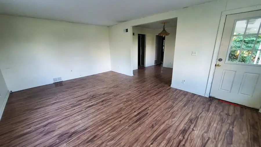 5131 Grand River, Grand Rapids, MI 49525 - #2