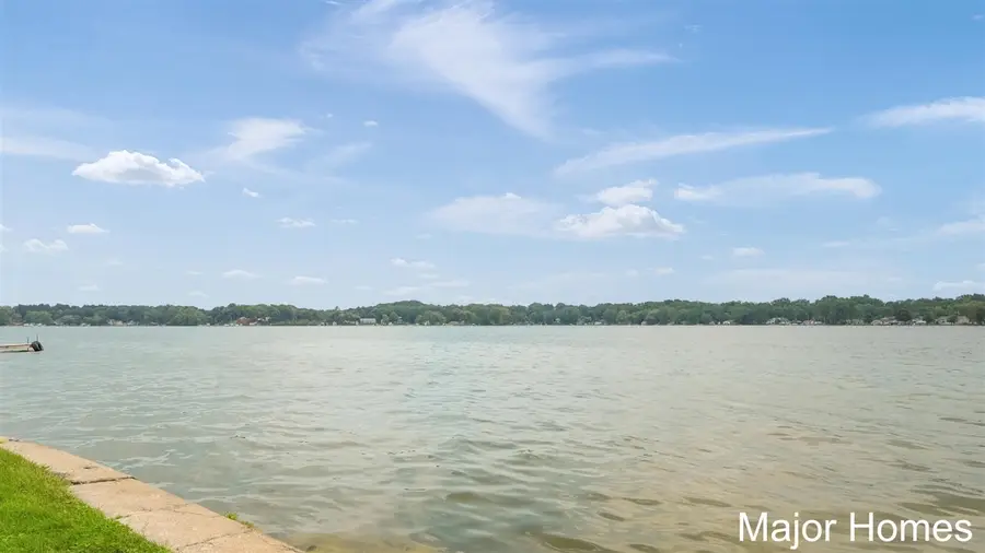 734 Lakeview, Lake Odessa, MI 48849 - #3