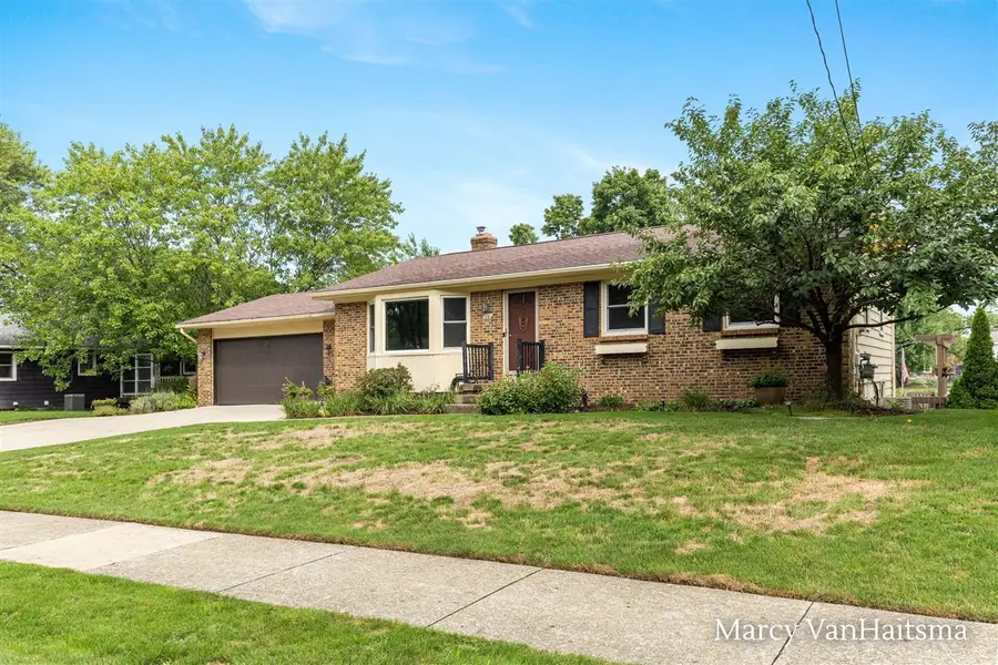 1151 Brownell, Grand Rapids, MI 49508 - #3