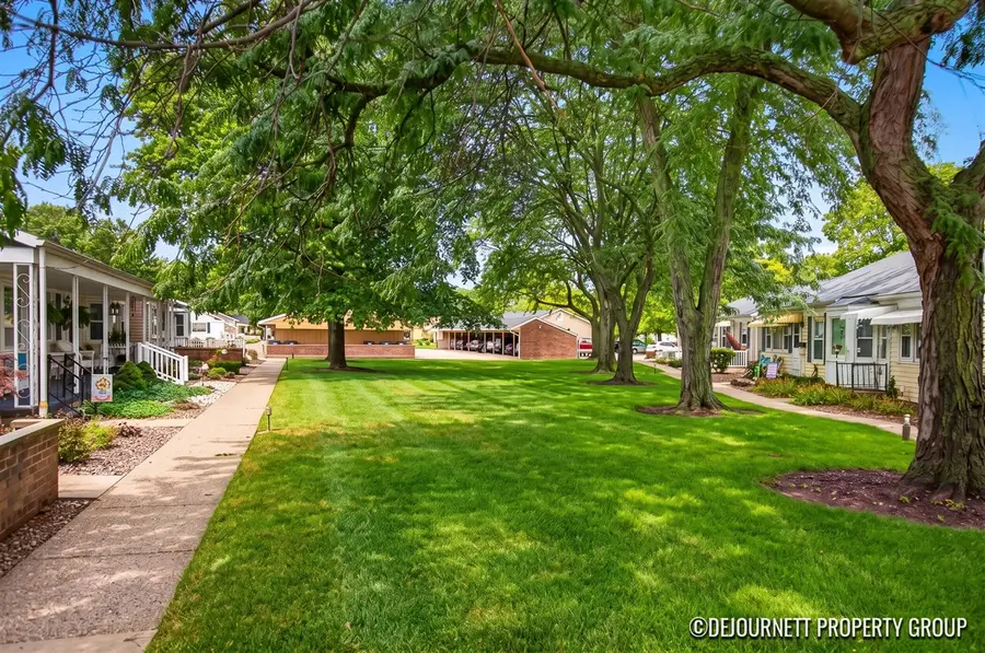 944 Village #172, Jenison, MI 49428 - #2