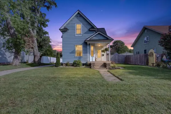 307 W Washington, Zeeland, MI 49464