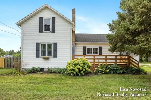2124 Rosewood, Jenison, MI 49428