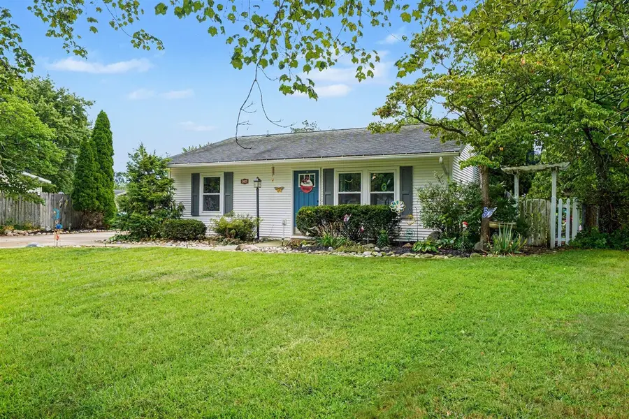 2423 Eastfield, Niles, MI 49120 - #3