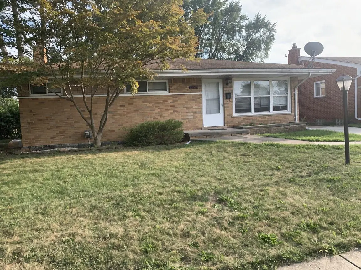 16790 Bell, Eastpointe, MI 48021 - #1