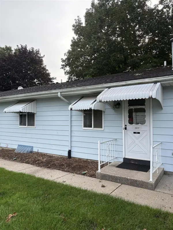 5742 Leisure South #101, Kentwood, MI 49548