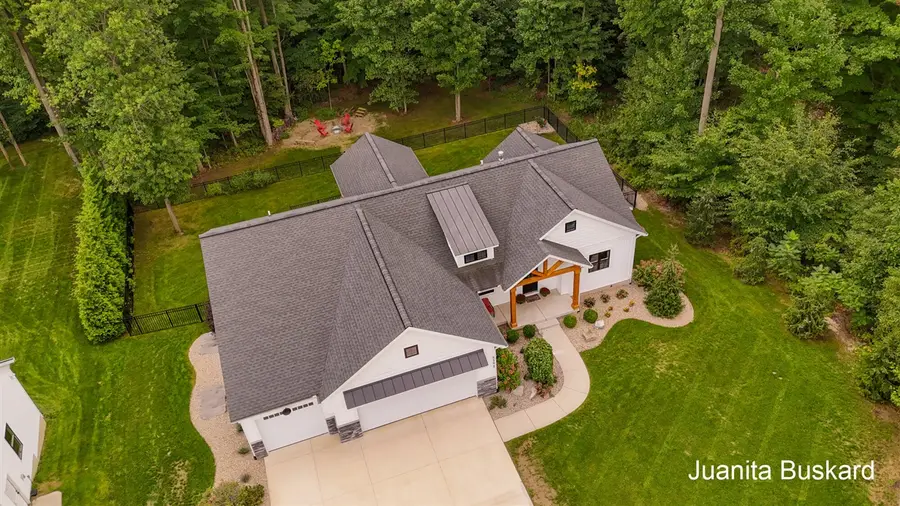 5392 Eaglepass, Hudsonville, MI 49426 - #2