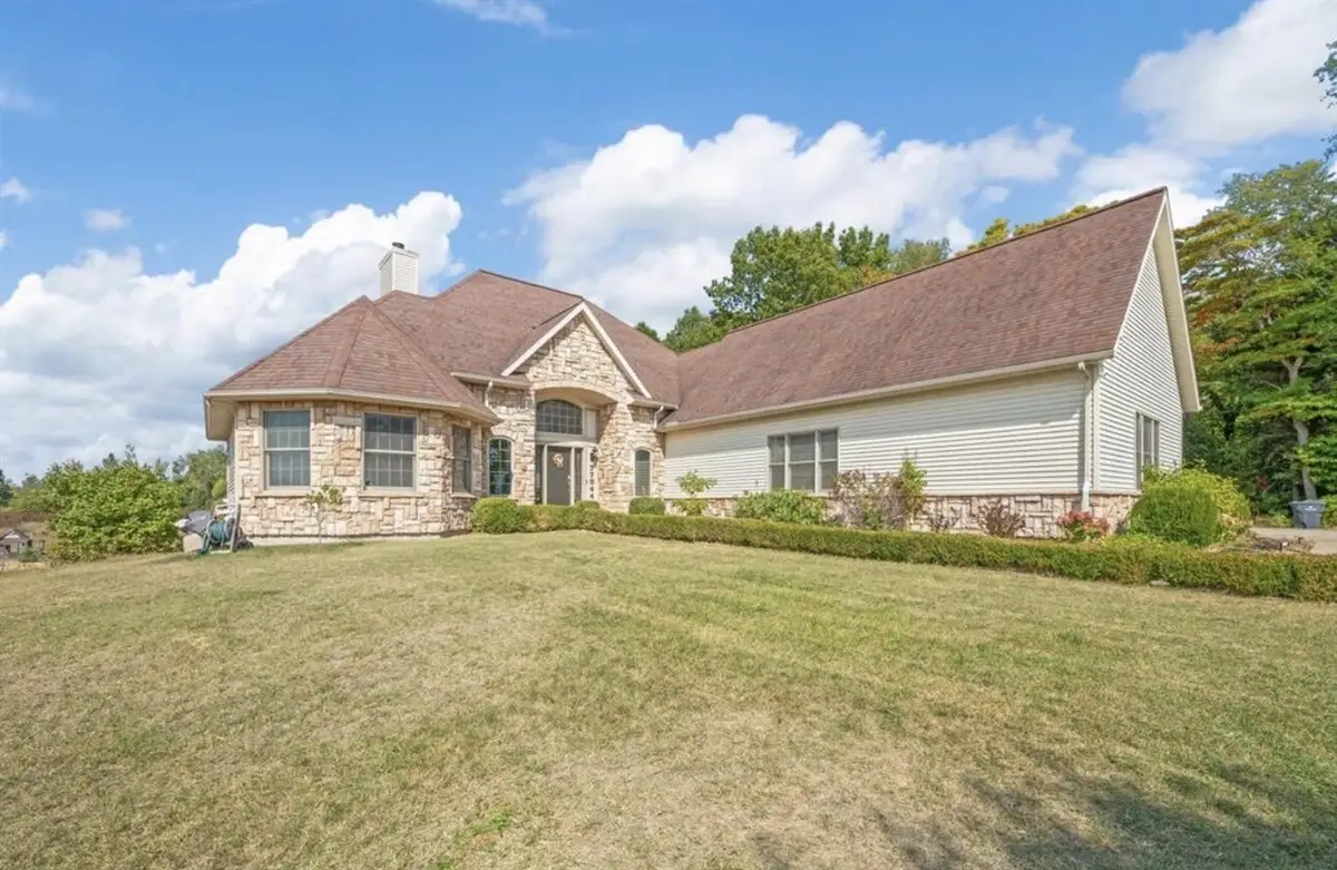 77544 38th, Covert, MI 49043 - #1