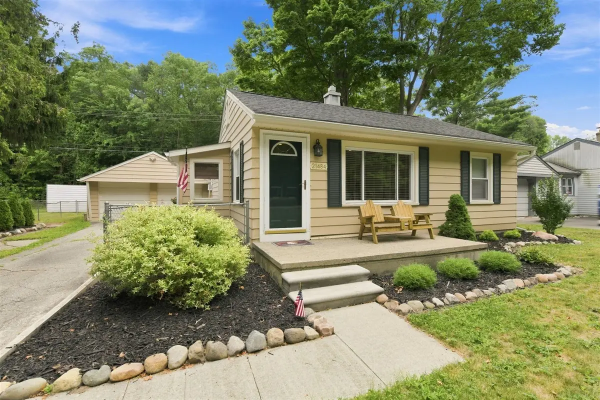 21484 Power, Farmington Hills, MI 48336 - #1