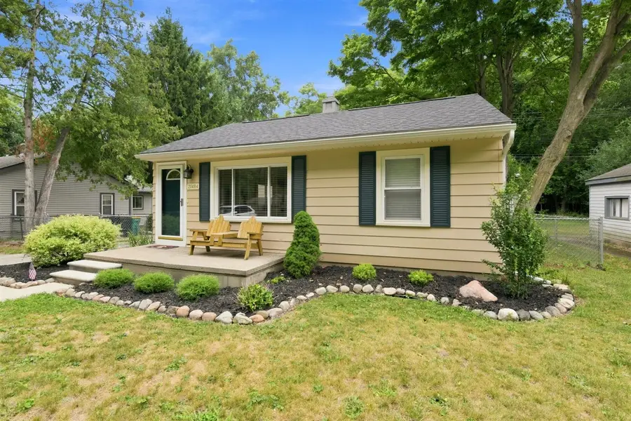 21484 Power, Farmington Hills, MI 48336 - #2