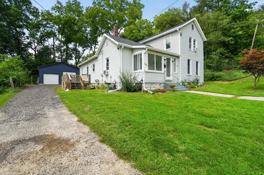 671 N Jackson, Ionia, MI 48846 - #2