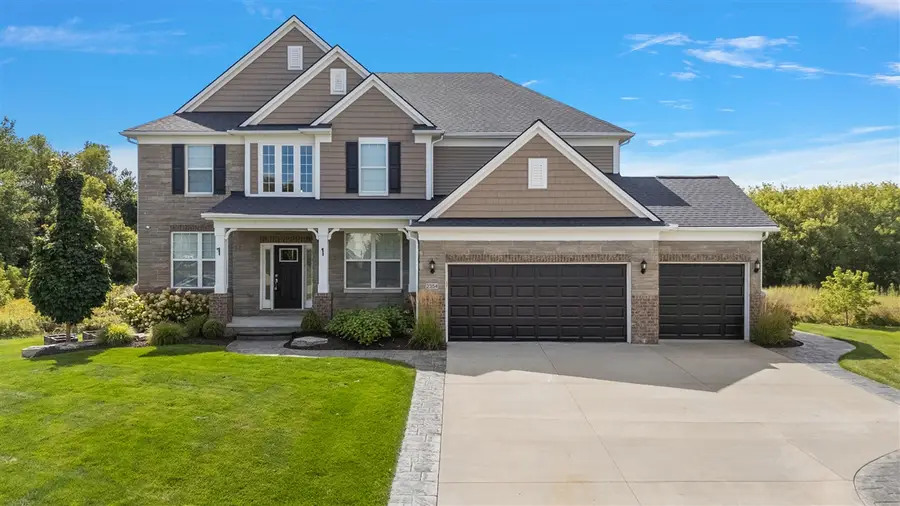 2354 Findley, Lake Orion, MI 48360 - #2