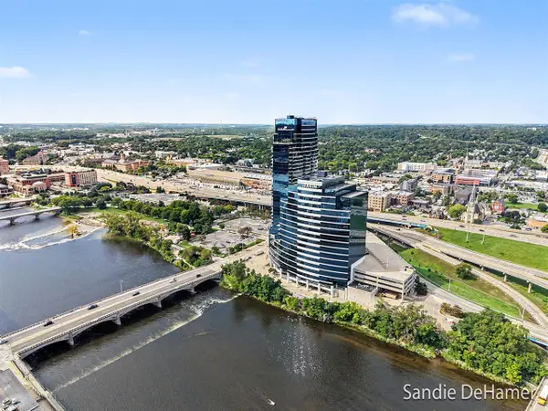335 Bridge #2301, Grand Rapids, MI 49504