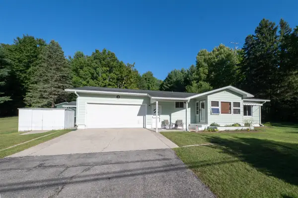 10159 S East Torch Lake, Alden, MI 49612