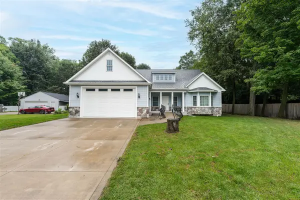 157 Silverbrook, Niles, MI 49120