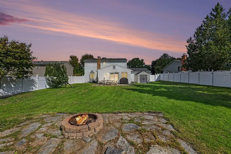 1176 Meadowood, Waterford, MI 48327 - #3